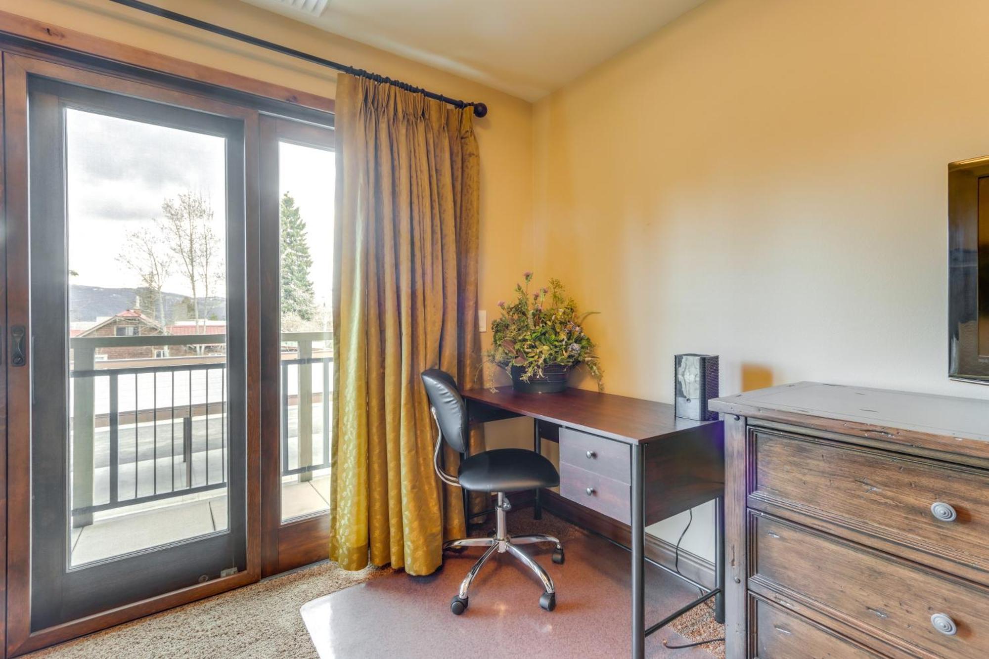 Stunning Getaway In The Heart Of Downtown Mccall Exterior photo